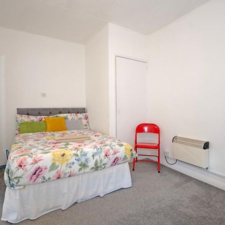 Flat In Clapham Budget Friendly Stay 伦敦 外观 照片