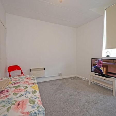 Flat In Clapham Budget Friendly Stay 伦敦 外观 照片