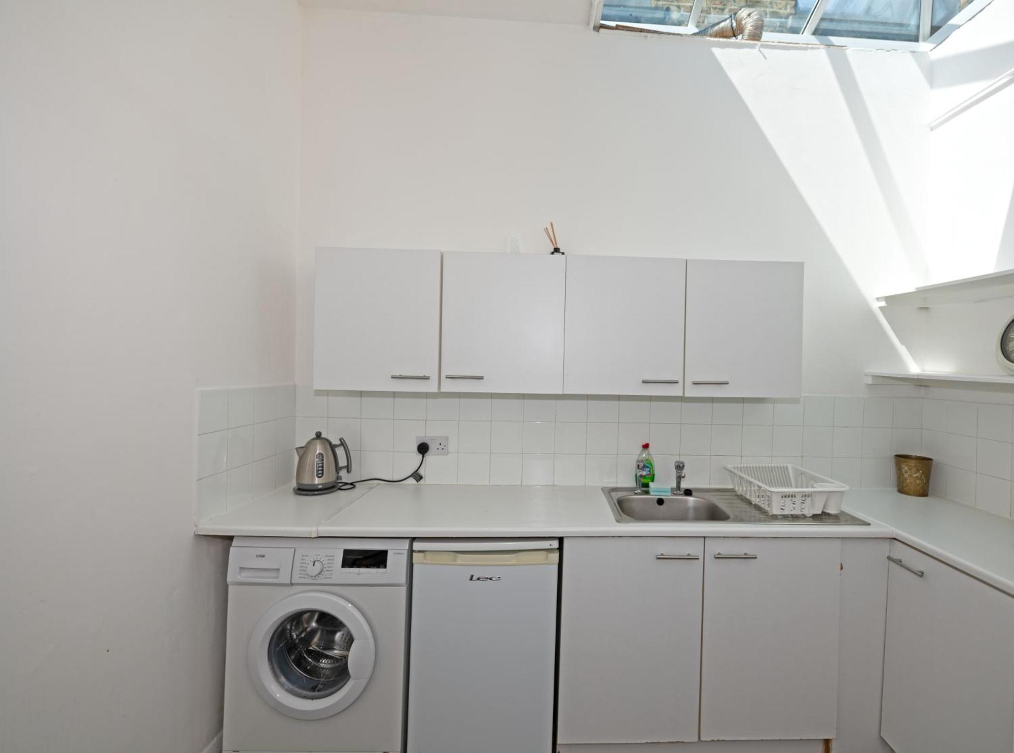 Flat In Clapham Budget Friendly Stay 伦敦 外观 照片